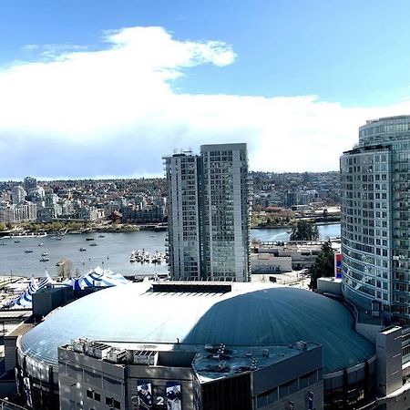 Apartament Downtown 3Br/2Ba+Views+Skytrain+Free Parking Vancouver Zewnętrze zdjęcie