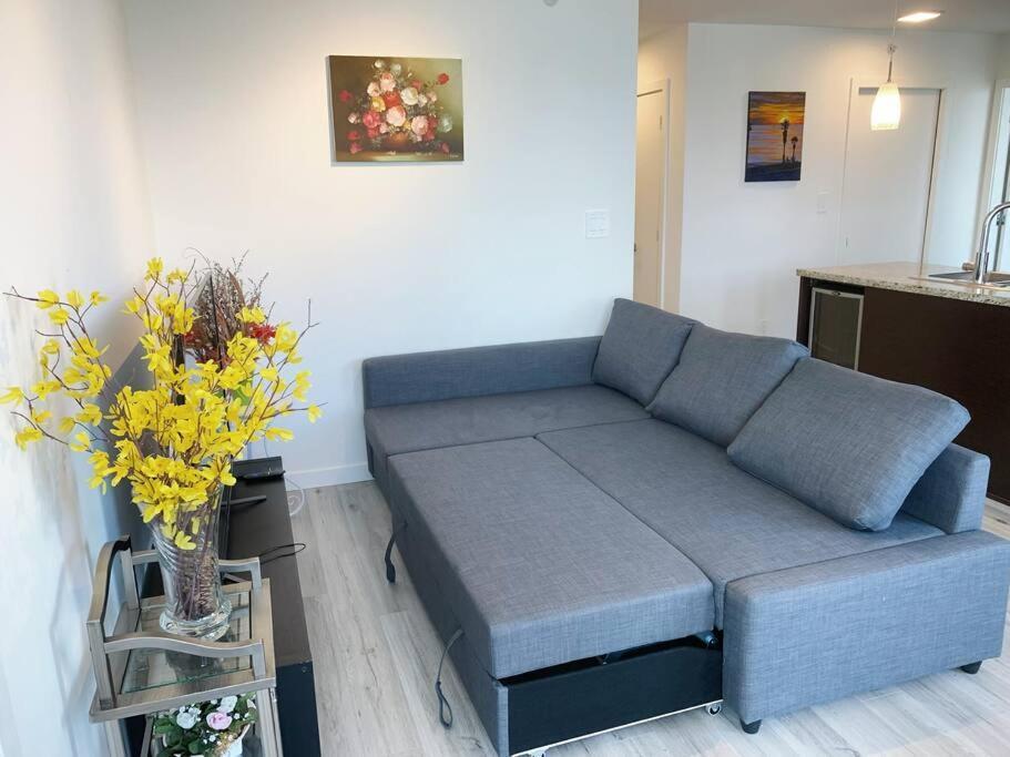 Apartament Downtown 3Br/2Ba+Views+Skytrain+Free Parking Vancouver Zewnętrze zdjęcie